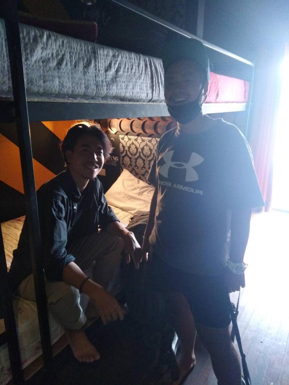 Chang Bed And Bar Hostel (Adults Only) Surat Thani Exterior foto