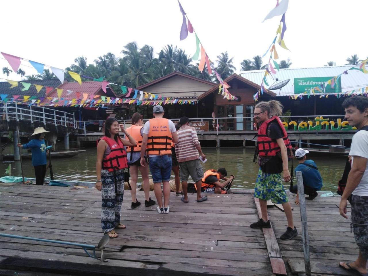 Chang Bed And Bar Hostel (Adults Only) Surat Thani Exterior foto